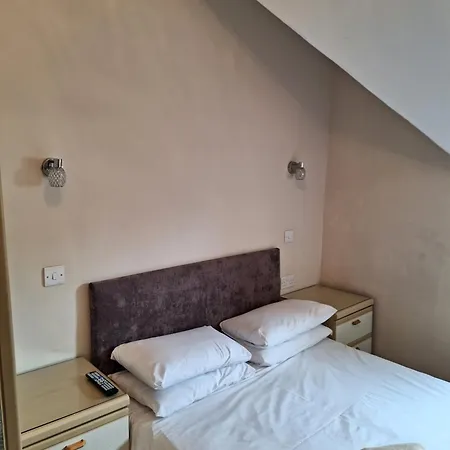 בית הארחה Ferndale 3*